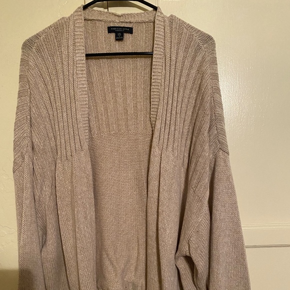 Sweater - Picture 1 of 4